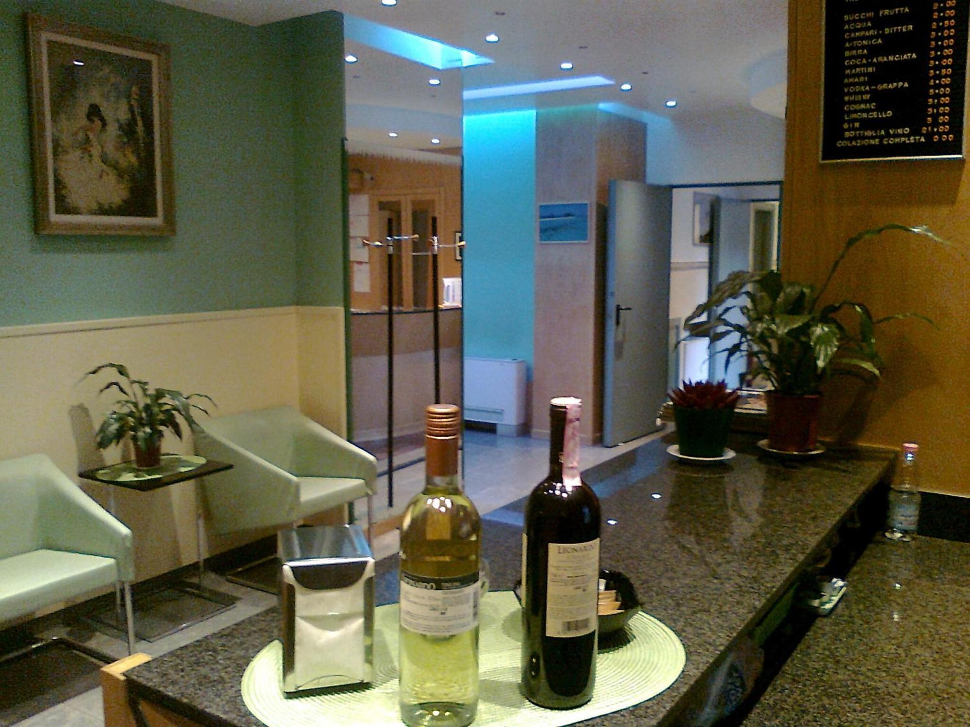 Hotel Losanna Milan Exterior photo